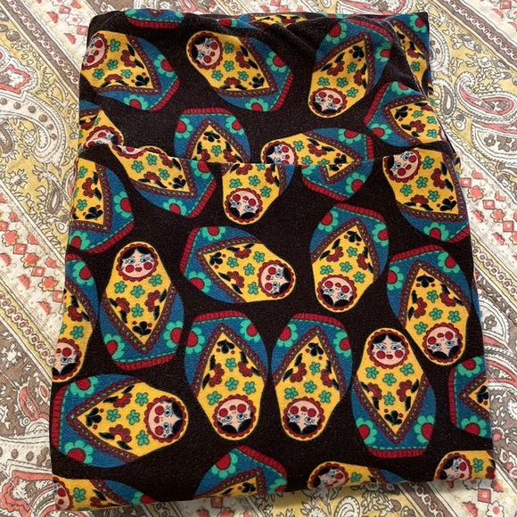 LuLaRoe Russian Nesting Dolls Leggings - Picture 1 of 7
